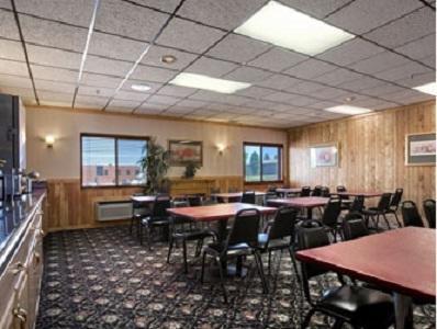 Howard Johnson By Wyndham Helena Restaurante foto